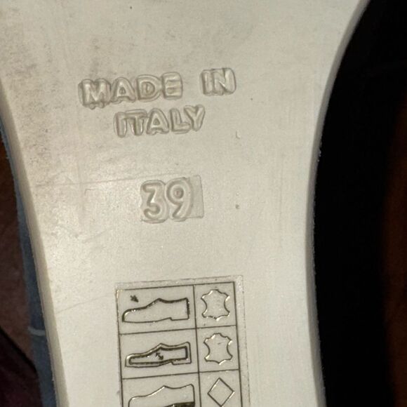 Mario Raspini blue and cream colored wedge sneakers. Size 39 (8.5-9) - Picture 8 of 11